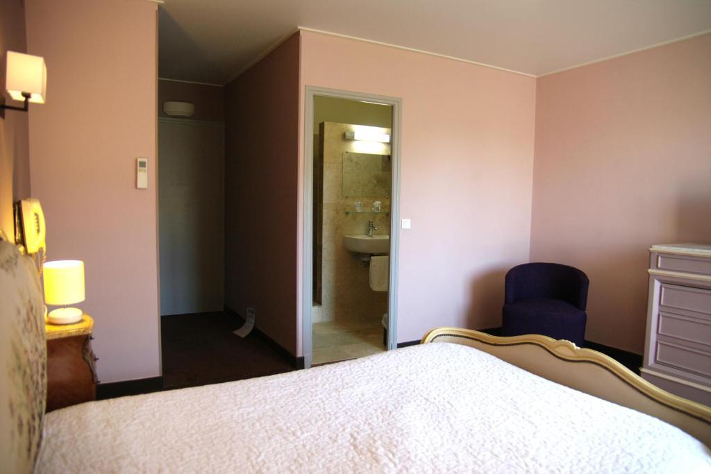 Hotel Du Cheval Blanc Saint-Remy-de-Provence Bilik gambar